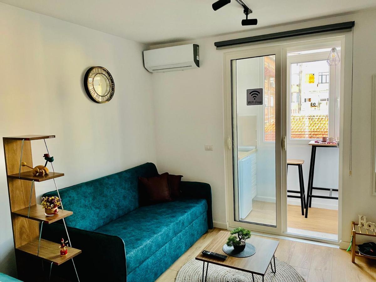 Central Studio Apartment 1, Tirana Eksteriør billede