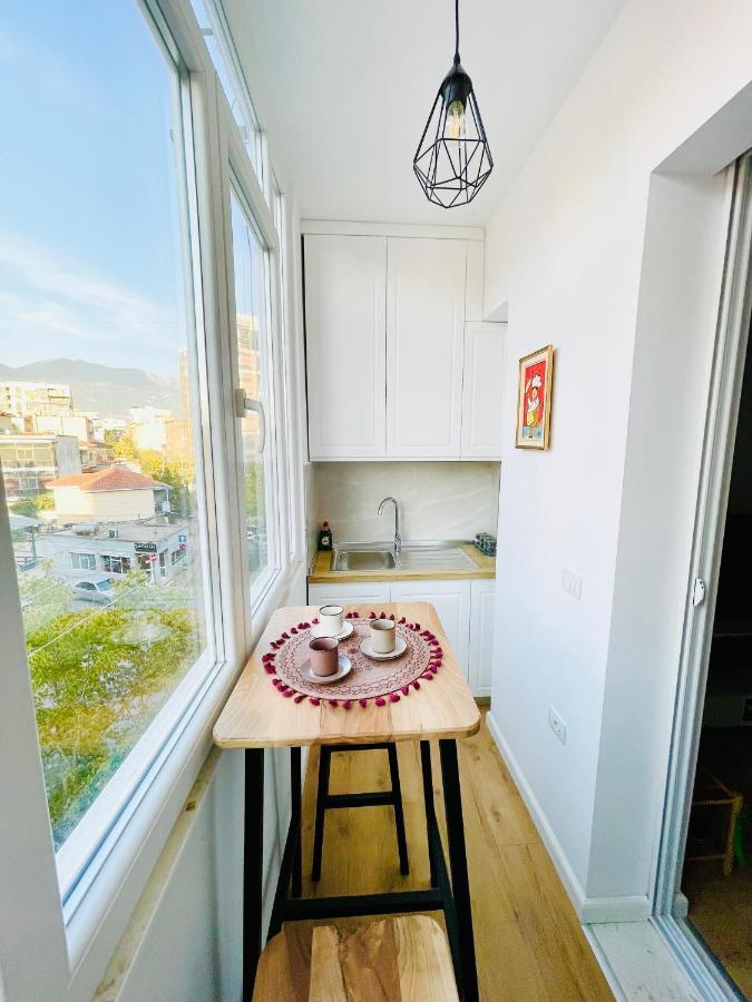 Central Studio Apartment 1, Tirana Eksteriør billede