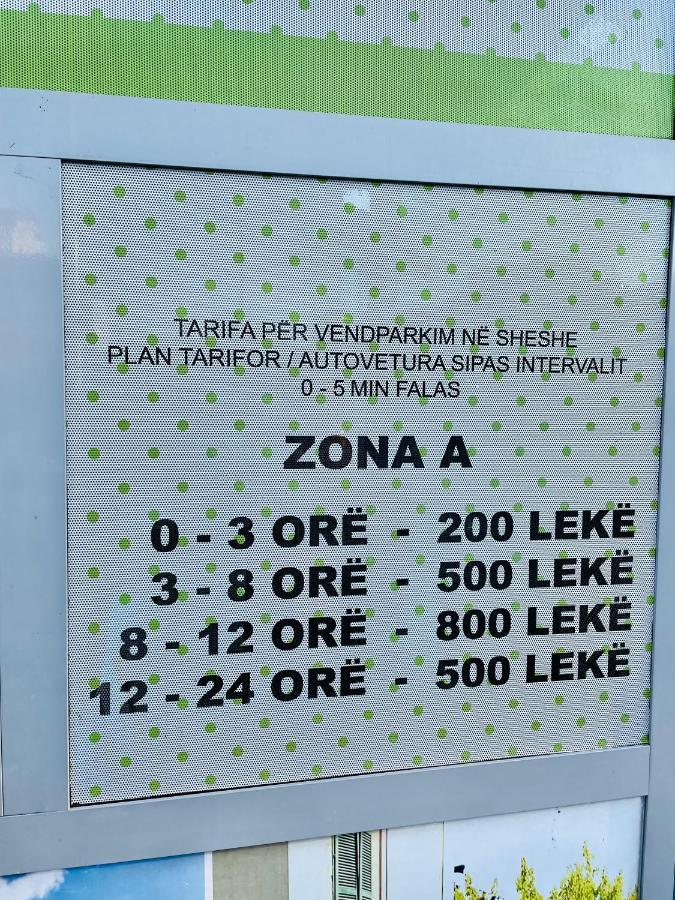 Central Studio Apartment 1, Tirana Eksteriør billede