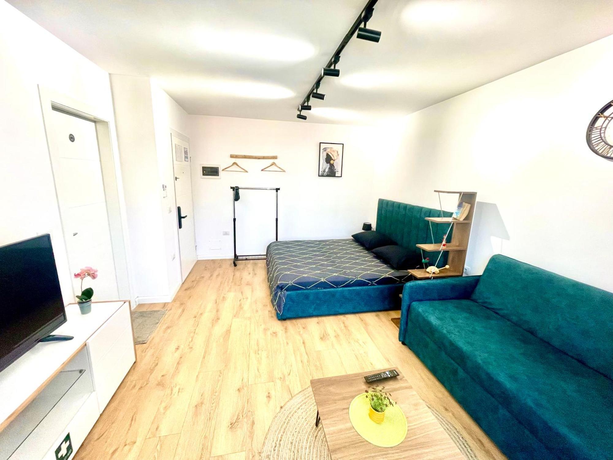 Central Studio Apartment 1, Tirana Eksteriør billede