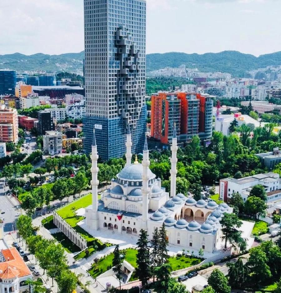 Central Studio Apartment 1, Tirana Eksteriør billede